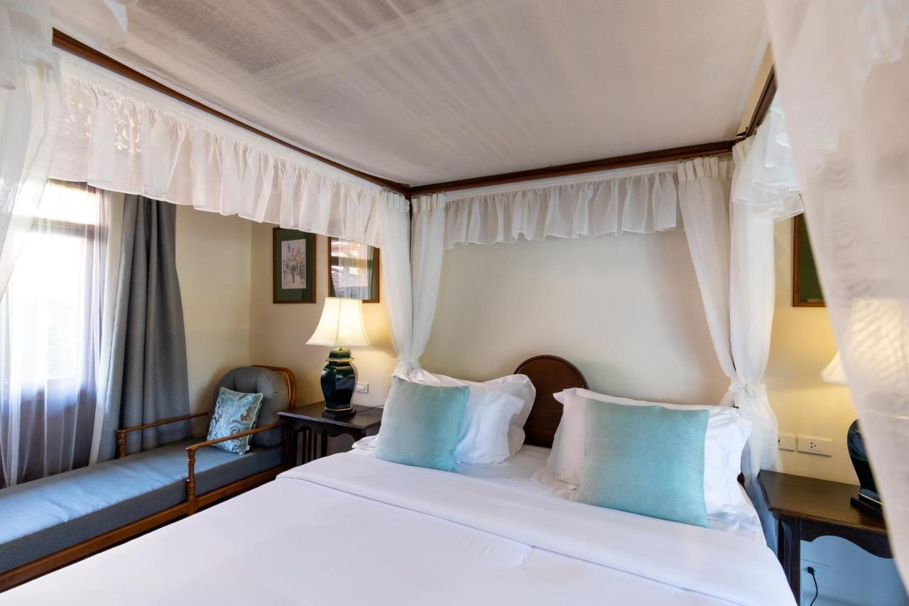 Punyashthiti Villa Chanthaburi Bagian luar foto